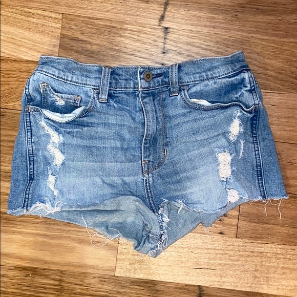 hollister light wash shorts - Picture 1 of 3
